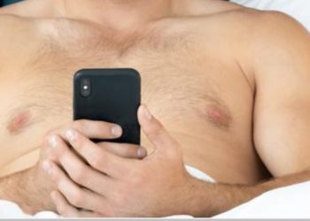 Un enfermero conoció a una mujer en redes, intercambió fotos íntimas y comenzó a extorsionarlo: «Soy menor»