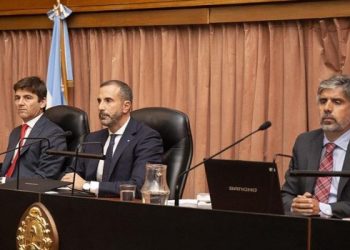 El tribunal que juzga a Cristina Fernández rechazó unificar otras causas por presunta corrupción y lavado