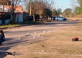 Brutal ataque sicario en Rosario: mataron por error a una vecina que merendaba junto a su hija embarazada