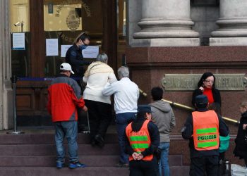 Cuáles son los organismos que adhieren en Mendoza al feriado nacional