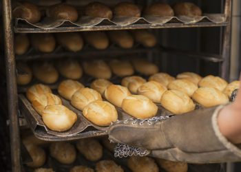El Gobierno pone fin al fideicomiso del trigo: cómo afectará al precio del pan