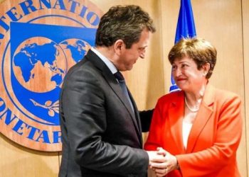 El staff técnico del FMI aprobó la revisión del segundo trimestre del acuerdo con la Argentina