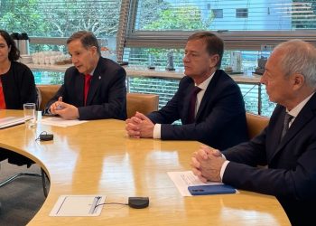 En Brasil, Suarez negoció con un banco un beneficio para las importaciones mendocinas