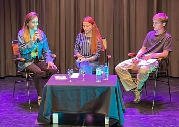 Escritores y artistas locales  tuvieron una exitosa presentación en la Feria del Libro