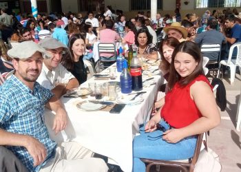Invitan al almuerzo-carneo de la escuela “Francisco García» de Las Malvinas
