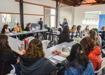 La DGE abrió una capacitación para docentes paga: cómo inscribirse