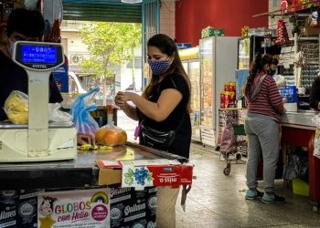 La inflación de agosto se ubicará cerca del 7% y proyectan que este año rozará el 100 por ciento
