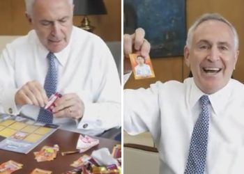 La reacción del embajador de Estados Unidos al descubrir que le tocó la figurita de Messi