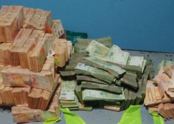 Lo frenaron en un control en la ruta y le incautaron $26,5 millones