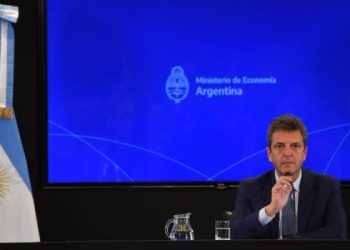 Massa destacó la liquidación de exportaciones de soja y pidió lograr mayores ventas