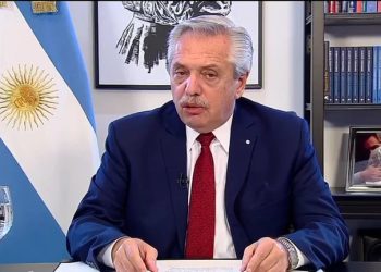 Tras el intento de asesinato a Cristina Kirchner, Alberto Fernández declaró feriado nacional para hoy