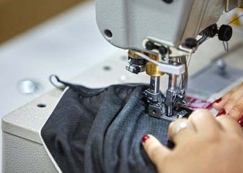 El polo textil lanza  un nuevo curso para fabricar pantalones deportivos