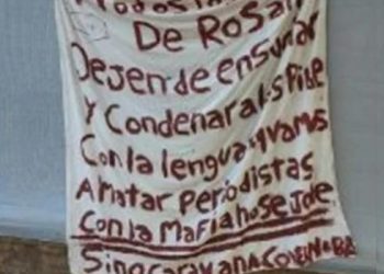 Dejan un cartel con una advertencia mafiosa en Telefé-Rosario: «Vamos a matar a periodistas»