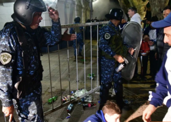 Detuvieron al jefe del operativo de seguridad del partido Gimnasia-Boca y al policía que disparó contra un camarógrafo