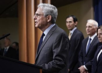 EE.UU. imputa a 13 ciudadanos chinos por casos de supuesto espionaje