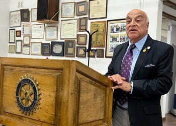 El gobernador del Rotary Club del Distrito 4851 visitó el sur  provincial y elogió las labores realizadas por los clubes rotarios