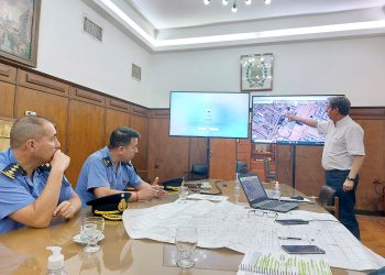 Félix recibió a los jefes policiales para determinar  dónde irán las cámaras que compró el municipio
