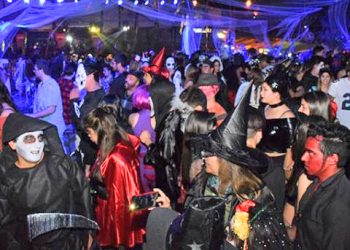 Organizan una gran fiesta de Halloween  en el Parque de los Jóvenes