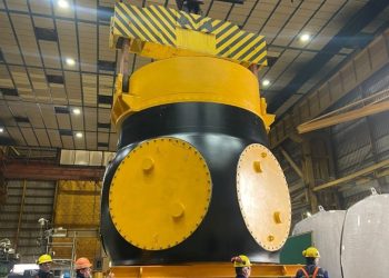 La enorme turbina que armaron en Impsa y ya viaja hacia Yacyretá