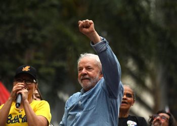 Lula confía en el voto «cambio» y le pidió a Bolsonaro admitir una eventual derrota