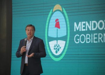 «No beneficia a la democracia”: Rodolfo Suarez criticó el plan para eliminar las PASO