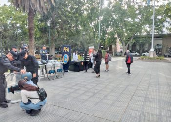 La Policía Federal explicó cómo combate el delito en  una jornada a “puertas abiertas” en la Plaza San Martín
