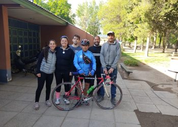 Pasó por San Rafael: viaja en bicicleta de La Quiaca  a Ushuaia para generar conciencia sobre el Parkinson