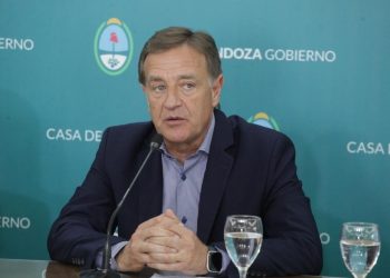 Rodolfo Suarez incrementó su imagen positiva