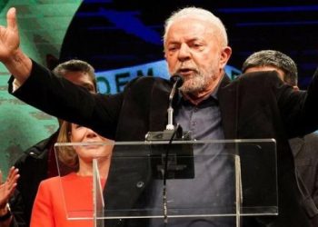 «Tengo la certeza de que vamos a ganar Brasil», celebró Lula y le pidió otro debate a Bolsonaro
