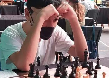 Tiene sólo 14 años y es la gran promesa argentina del ajedrez: “Cuando juego sólo existe el tablero en el mundo”