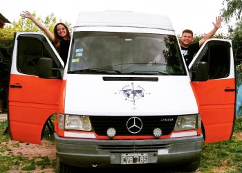 Una pareja de youtubers viaja por Argentina y está dando a conocer San Rafael