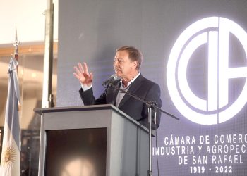 Suarez destacó su gestión, los programas para  incentivar la  economía e insistió con Portezuelo