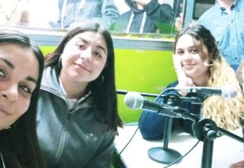 La escuela 4-100 de la Villa 25  de Mayo trabaja intensamente con su “radio escolar”