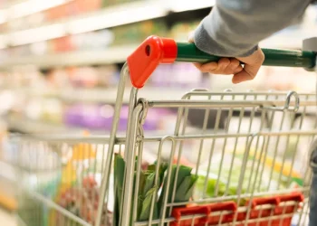 Cómo puede impactar la suba del dólar financiero en los precios y el bolsillo de los consumidores