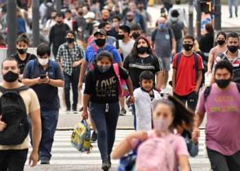 Coronavirus en Argentina: preocupación por leve suba de contagios semanales