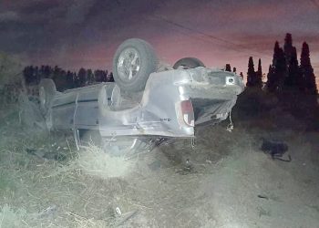 Delincuencia juvenil: menor robó una camioneta para escapar de un  hogar, volcó rumbo a Alvear y el rodado se prendió fuego