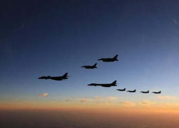 Estados Unidos desplegó bombarderos B-1B para ejercicios militares con Corea del Sur