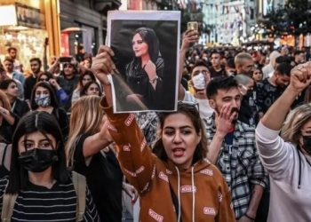 Irán sentenció a muerte a una persona acusada por la ola de protestas