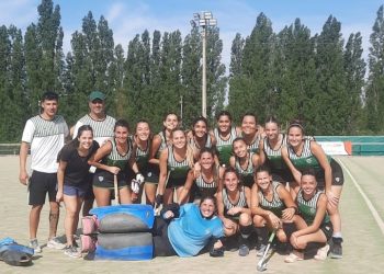 Maristas ganó y se metió entre los mejores del campeonato mendocino de hockey