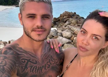 Mauro Icardi publicó una foto con Wanda Nara que generó polémica: “La cara de harta de ella es genial”