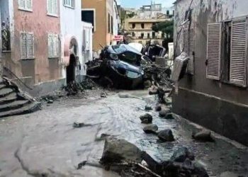 Ocho muertos por un deslizamiento de tierras en la isla italiana de Isquia