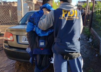 Pareja aprehendida por robo  en Valle Grande