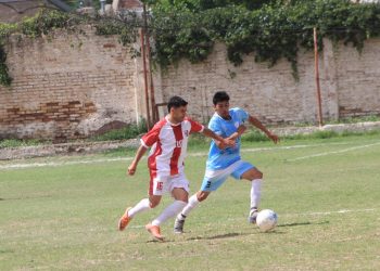 El futbolista Rodrigo Torres sufrió una dura lesión y realiza distintos eventos para poder operarse