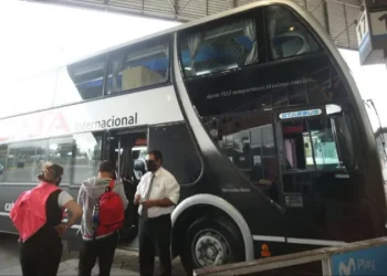 Se oficializó el aumento del boleto para el transporte de media y larga distancia en la provincia