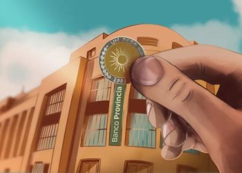 Todo por un peso: un banco cobraba un seguro sin consultar a sus clientes y tuvo que devolverles la plata