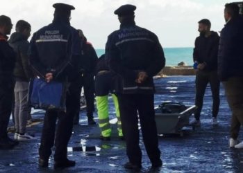 Tragedia en Italia: una turista argentina murió arrastrada por una ola en la Costa Amalfitana