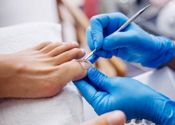 Alumnos de Cruz Roja realizarán  trabajos de podología abiertos y gratuitos a la población en general