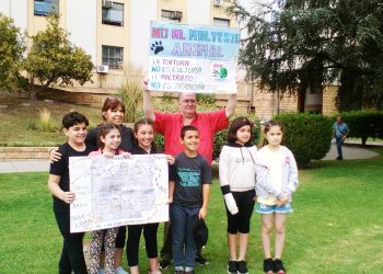 Alumnos de una escuela local intervinieron en Mendoza contra del cautiverio y maltrato animal