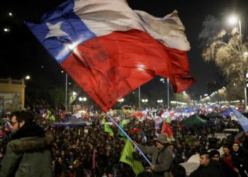 Chile acordó redactar una nueva Constitución, ¿cómo será el proceso?