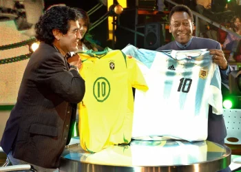 De la admiración mutua a una gran rivalidad: los detalles de la relación entre Diego Maradona y Pelé